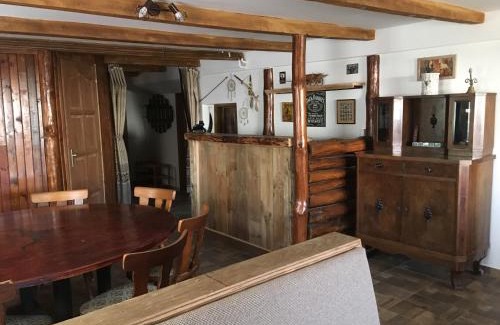 Balatonkenese House | Balatonkenesei Nádfedeles Lovas Vendégház