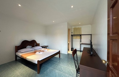 Puerto Princesa City Centre Bed & Breakfast | Balay Inato Pension