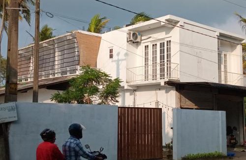 Midigama House | Balazo
