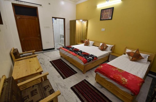 Udaipur House | Balbir Niwas Guesthouse Homestay