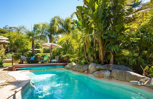 Tura Beach Bed & Breakfast | Balconies Dolphincove