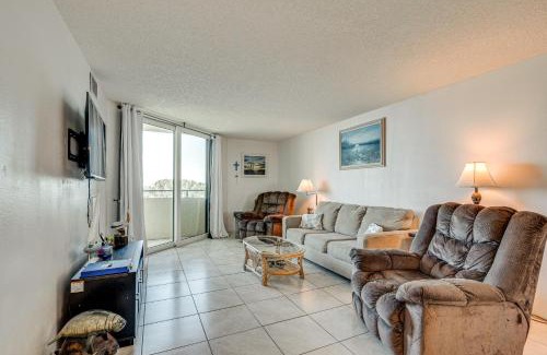 Hudson Apartment | Balcony and Resort Amenities Gulf Coast Escape!