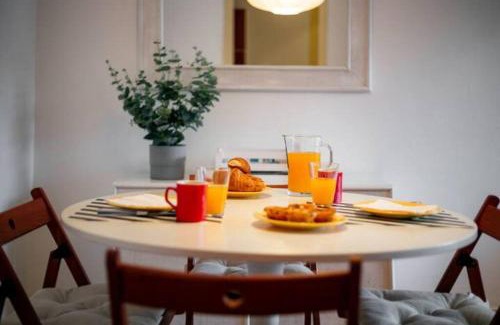 Sao Bento Apartment | Balcony Apartment in Lisbon Center