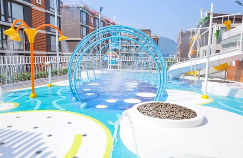 Si Racha Apartment | Balcony Courtyard Sriracha Hotel Serviced Apartmen