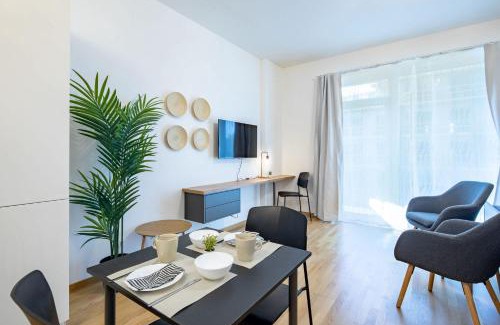 Nadorkert Apartment | Balcony - Modern - Very Comfy