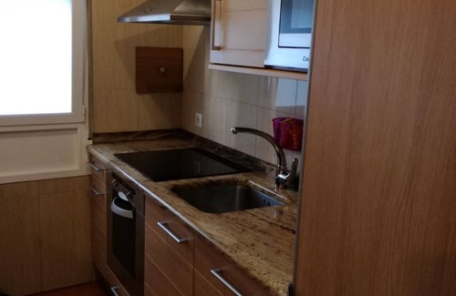 Pamplona City Centre Apartment | Balcony of the Estafeta