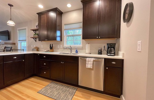 Cody House | Bales Cottage,walking distance to downtown & Buffalo Bill Center of the West!
