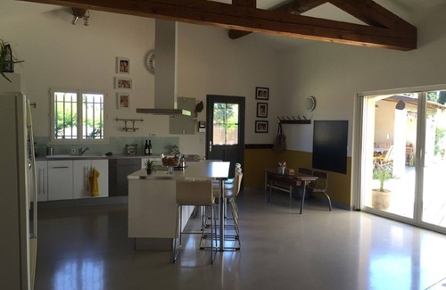 Graveson House | BALI IN THE HEART OF PROVENCE