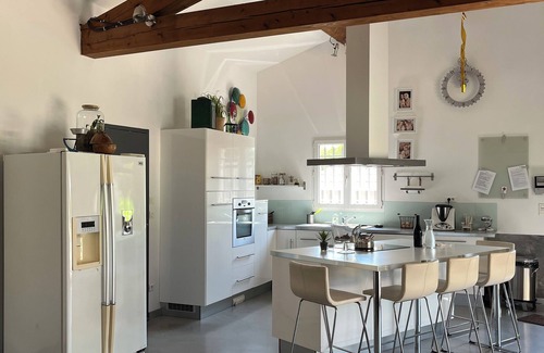 Graveson House | BALI IN THE HEART OF PROVENCE