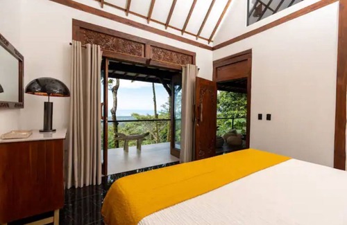Ballena Villa | Bali Villa Jungle Paradise - Uvita