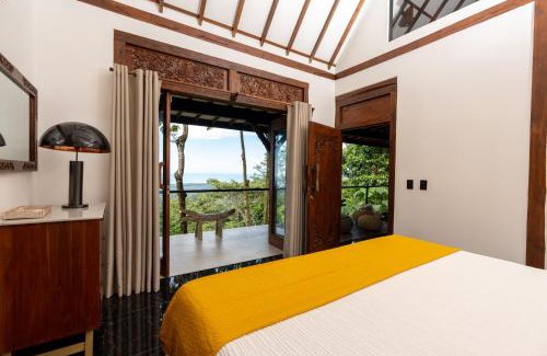 Ballena Villa | Bali Villa Jungle Paradise - Uvita