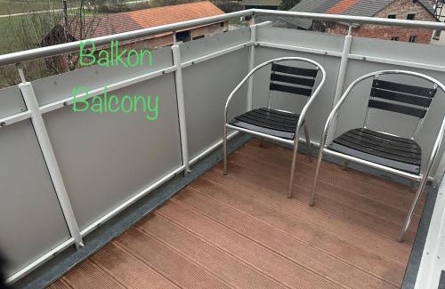 Altenbrunslar Apartment | BALIKU APARTMENT 2nd floor with balcony