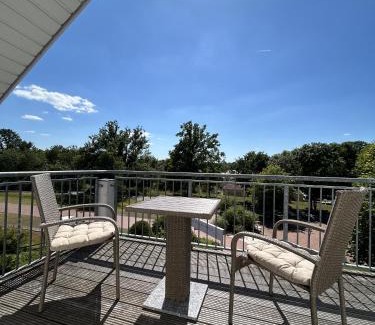 Altlandsberg Apartment | Balkon-Studio by Reindahls