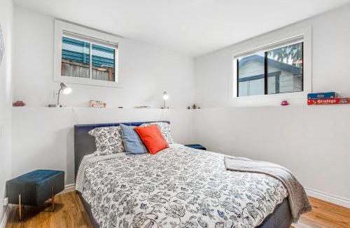 Sunset Hill Hotel | Ballard Bliss Studio