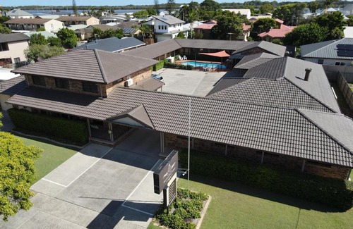 Ballina Cabin | Ballina Travellers Lodge