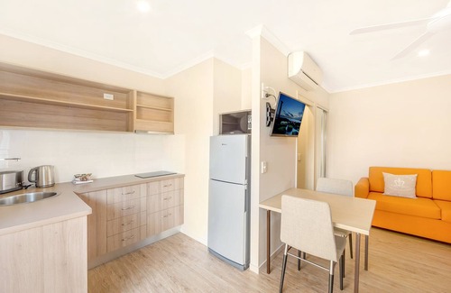 Ballina Hotel | Ballina Travellers Lodge