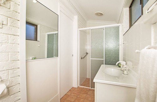 Ballina Hotel | Ballina Travellers Lodge