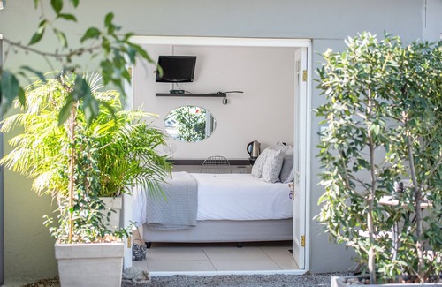 Robertson House | Ballinderry - The Robertson Guest House