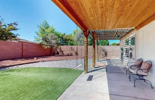 Paradise Hills Civic House | Balloon Fiesta Week just became available. Next to Golf Course Open Concept