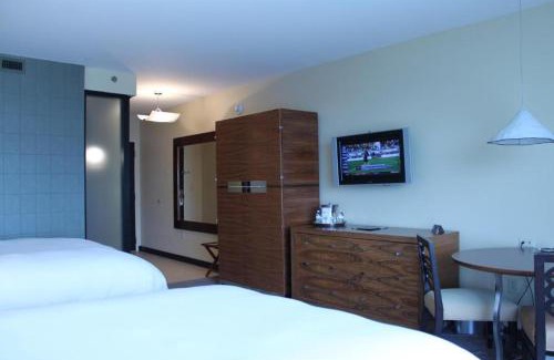 Evansville Hotel | Bally's Evansville Casino & Hotel