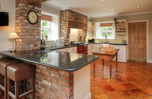 Black Bull House | BALLYMAGILLEN HOUSE, pet friendly, with open fire in Dunboyne