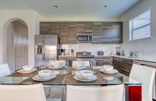 Haines City House | Balmoral by PRP