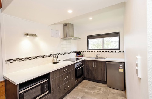 Invercargill Hotel | Balmoral Lodge Motel