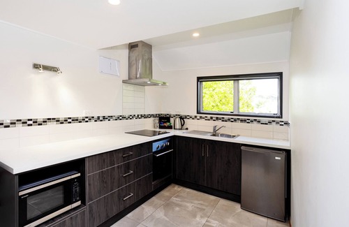 Invercargill Hotel | Balmoral Lodge Motel