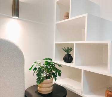Quartier du Petit-Montrouge Apartment | Balnéo & cinéma suspendu - Paris 14ème
