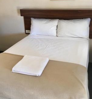 St. George Hotel | Balonne River Motor Inn