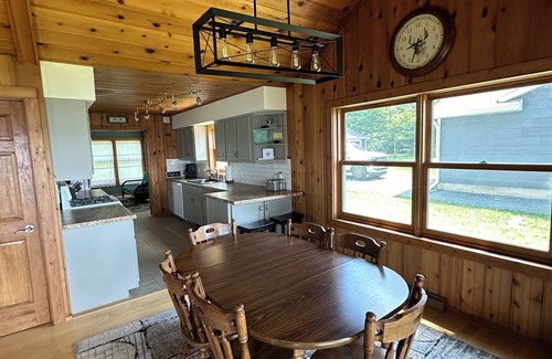 Balsam Lake House | Balsam Lake Sunset Cabin with WiFi & Sauna!