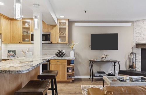 Moose Wilson Road Condo | Balsam Lodge A2 - Updated Aspens Location!