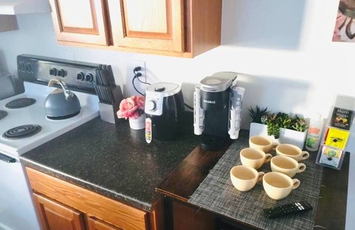 Downtown Baltimore Apartment | Baltimore Beauty! Johns Hopkins!