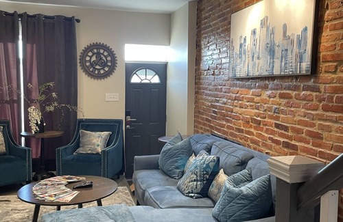 Downtown Baltimore House | Baltimore sports, restaurants and entertainment at your doorstep!