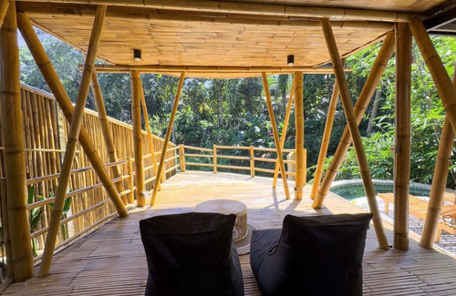 Kekeran Villa | Bambu River House-2BD Villa