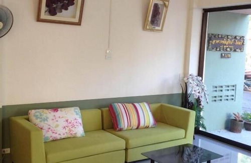 Makham Tia Hotel | Ban Maitreejit