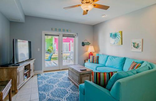Sunset Pass Apartment | Banana Bay 6078 By Pkrm