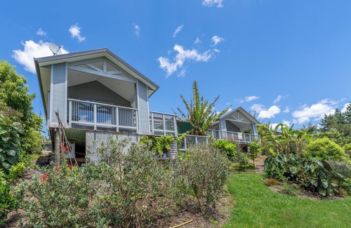 Raglan Apartment | Banana Bungalow: serenity, views, tropical setting