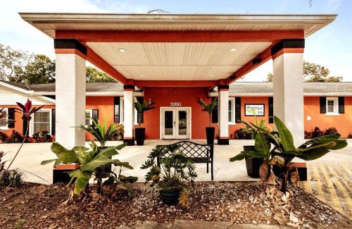Orlovista Villa | Banana Leaf Villa-Island groove-Standard room