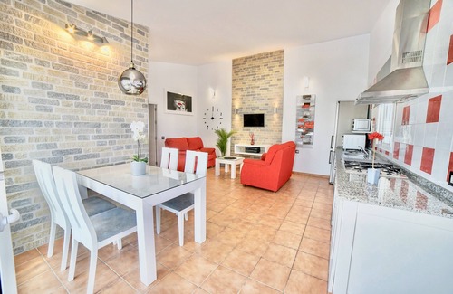 Conil de la Frontera Villa | BANANA VILLA WITH PRIVATE POOL IN CONIL DE LA FRONTERA.