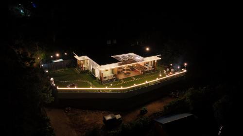 Kanthalloor Bed & Breakfast | Banbury Bungalow