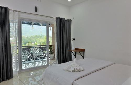 Kanthalloor Bed & Breakfast | Banbury Bungalow