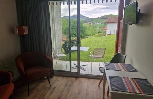 Souraide Apartment | BANCA Piscine Vue Montagnes