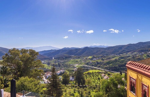 Carratraca Apartment | BANDERAS & SPA HIDROMASSAGE MAYA(CAMINITO DEL REY/MASSAGE ON REQUEST)