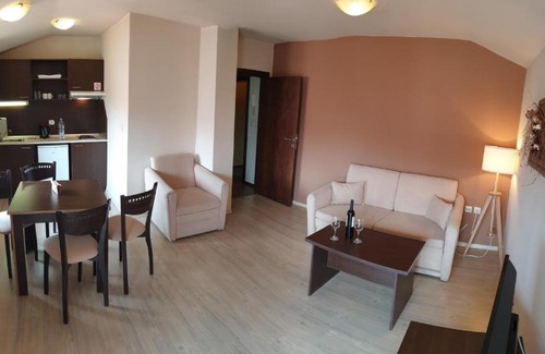 Shiligarnika Apartment | Banderitsa Apartments by BookVillaBG