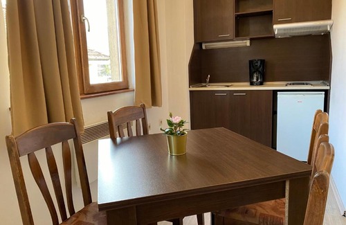 Shiligarnika Apartment | Banderitsa Apartments by BookVillaBG
