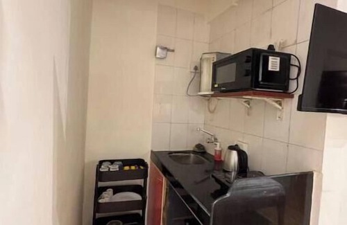 Pali Hill Apartment | Bandra’s Cozy Studio With Sitout
