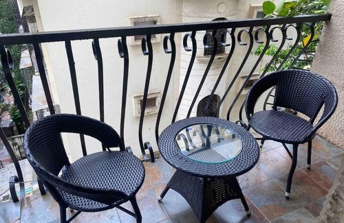 Bandra West Apartment | Bandra’s Prime luxurious 2 BHK
