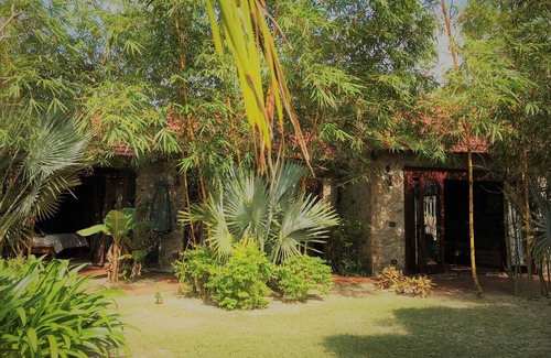 Cam An Villa | Bang Beach stone cottage