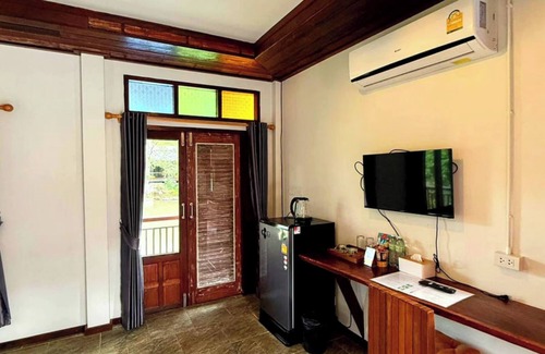 Si Racha House | Bang Phra Resort Near Si racha